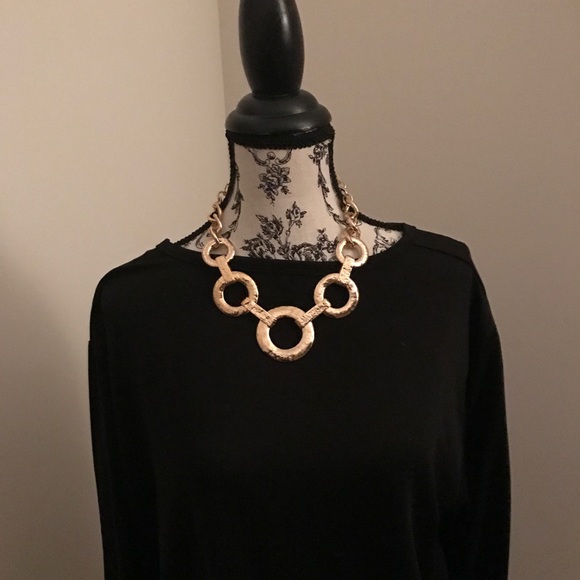 Jewelry - 🎉 Circle My Love Statement Necklace & Earrings